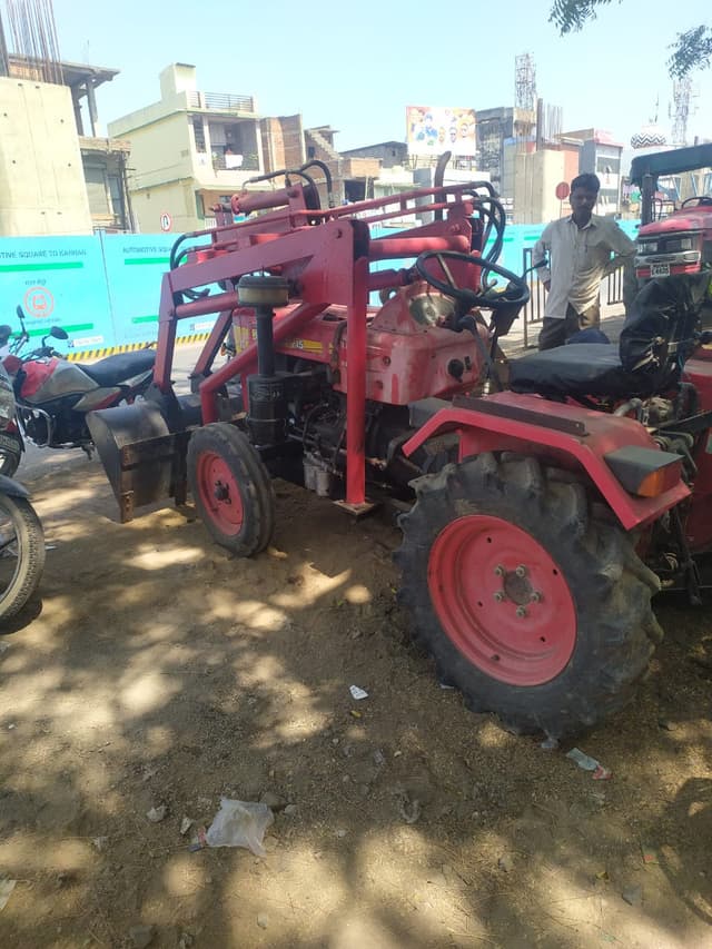 Mahindra Yuvraj 215 NXT NT (20HP) (1)