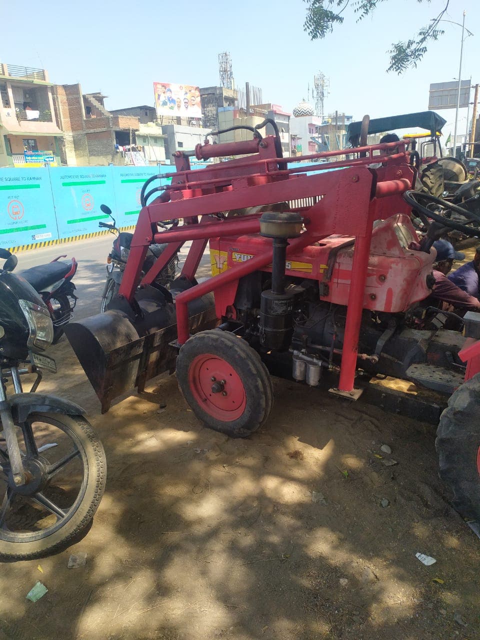 Mahindra Yuvraj 215 NXT NT (20HP) (4)