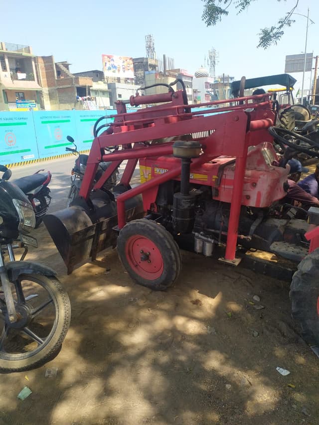 Mahindra Yuvraj 215 NXT NT (20HP) (4)