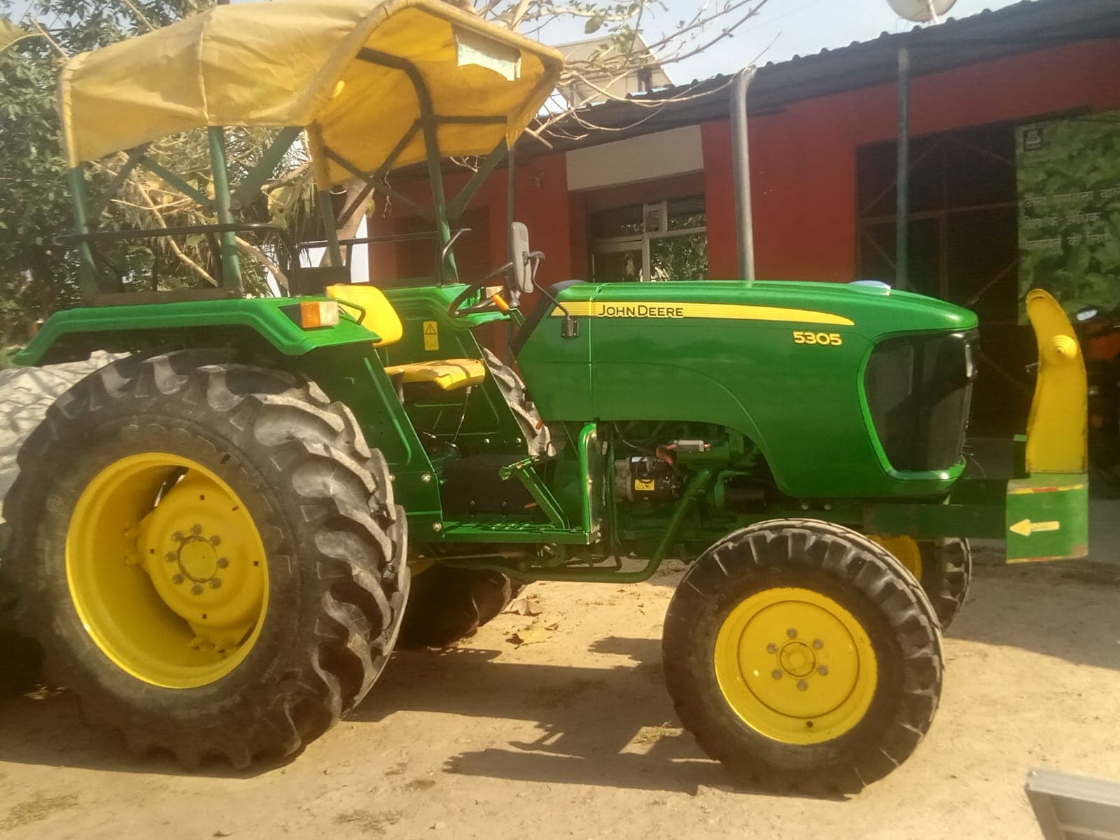 John deere 5305 (Trem IV) (55HP) (4)