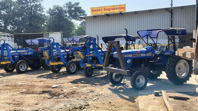Sonalika DI 745 DLX (50HP) (2)
