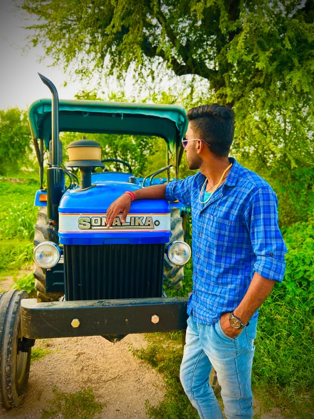 Sonalika DI 35 (39HP) (1)