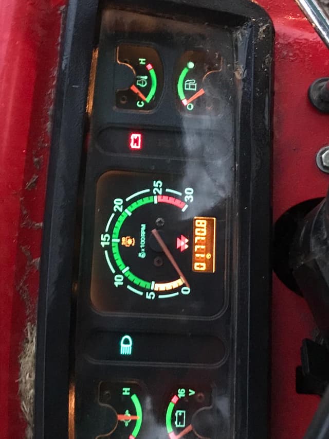 Massey ferguson 241 DI Maha Shakti (3)