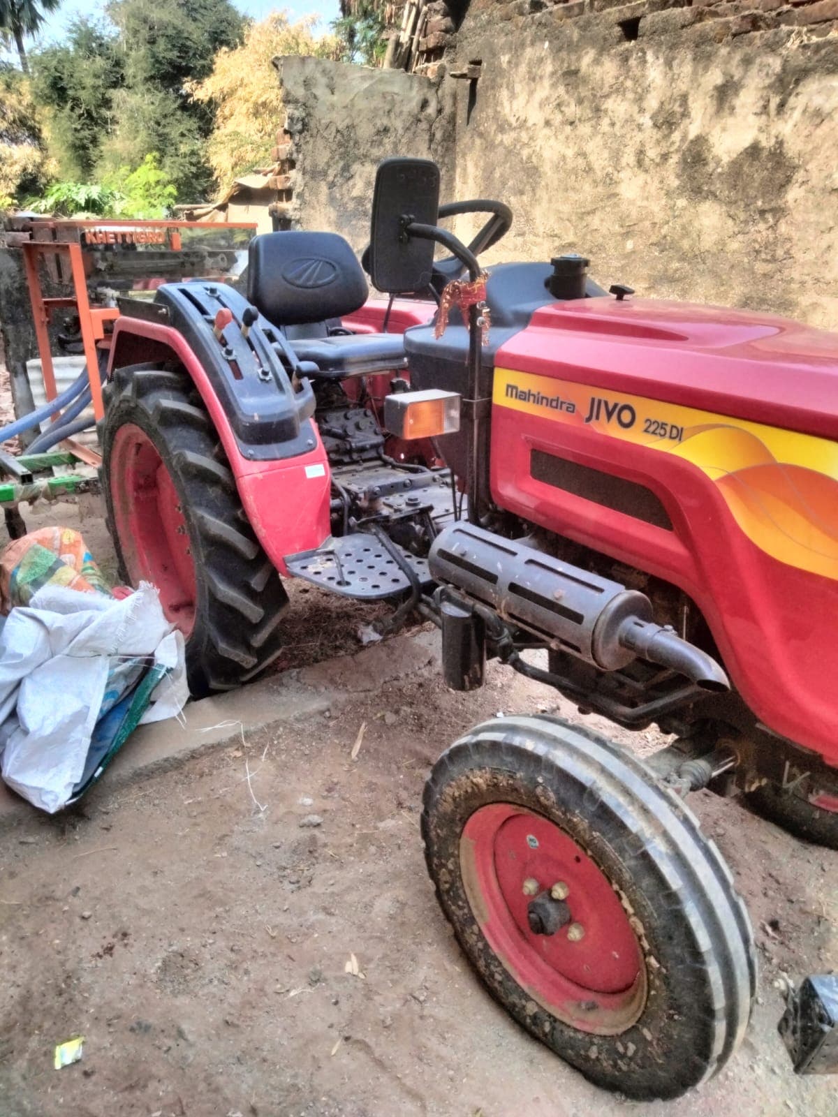 Mahindra JIVO 225 DI 4WD (20HP)