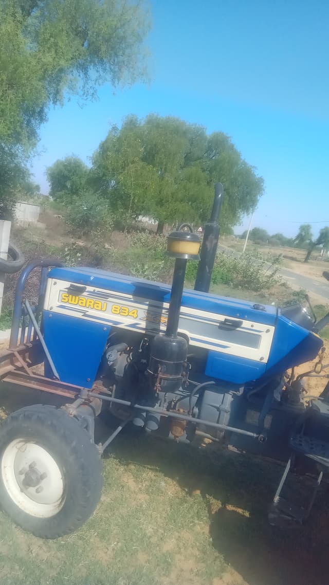 Swaraj 834 XM (35HP) (3)