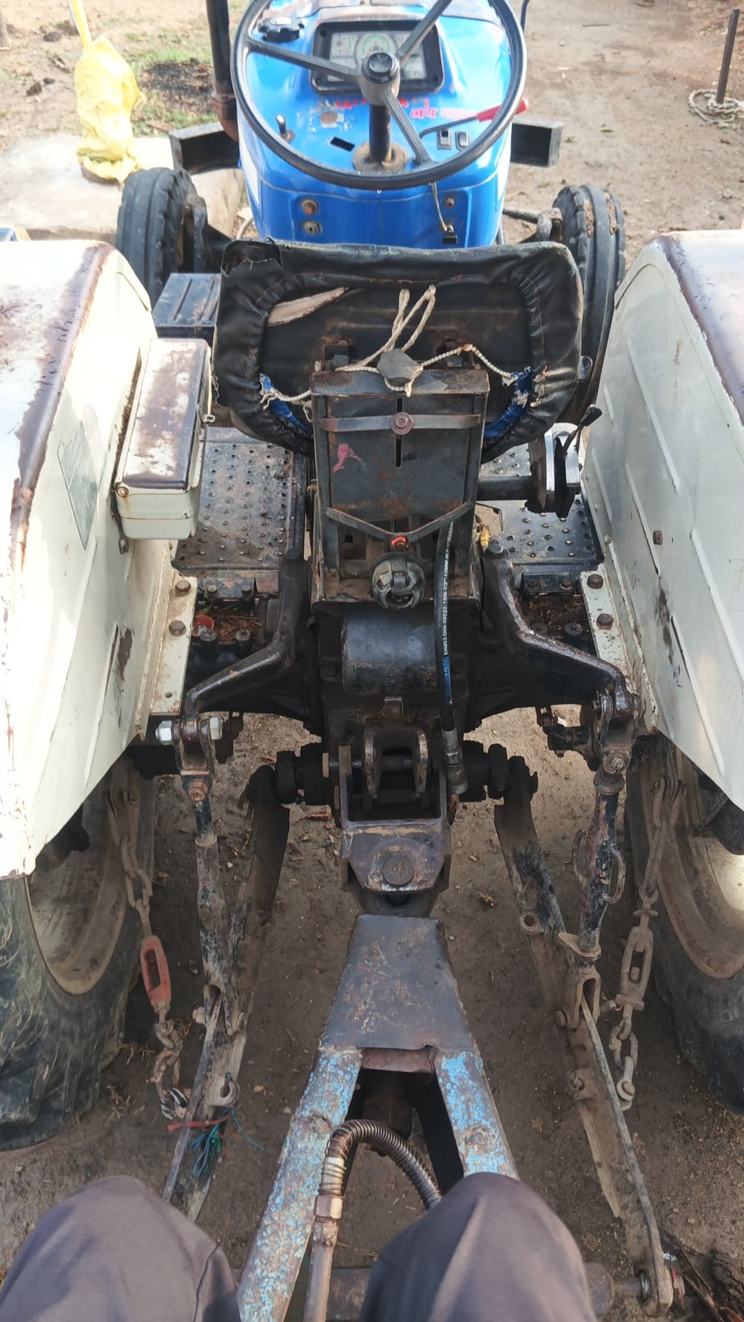 Powertrac 434 DS (35HP) (2)