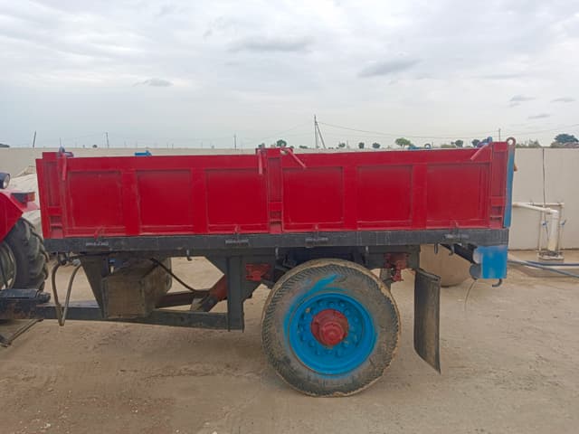 Captain 280 Dx 2wd (28 HP) (3)