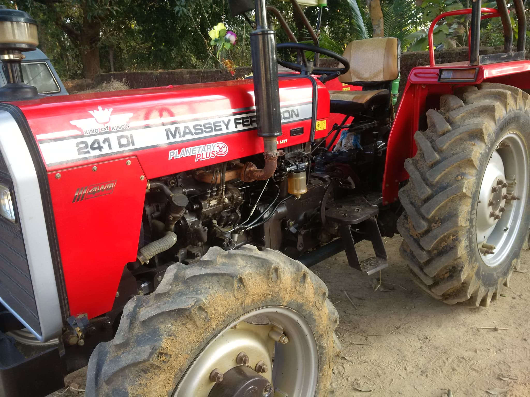 Massey ferguson 241 PD 4WD (2)