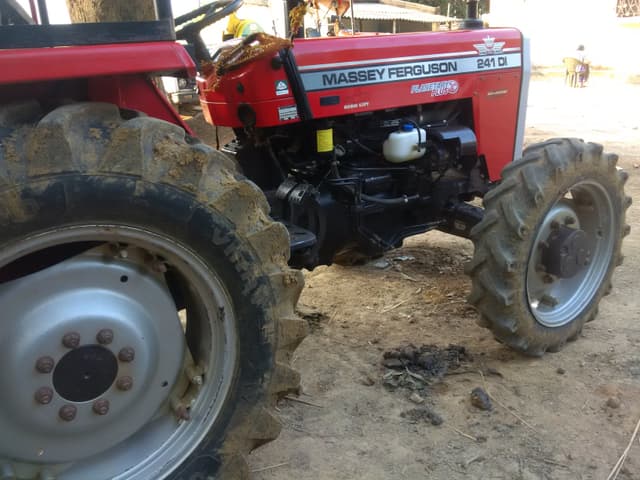 Massey ferguson 241 PD 4WD (4)