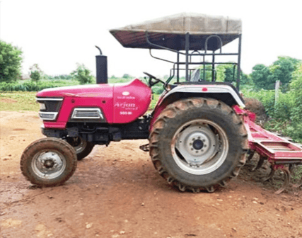 Mahindra Arjun 555 DI (2)