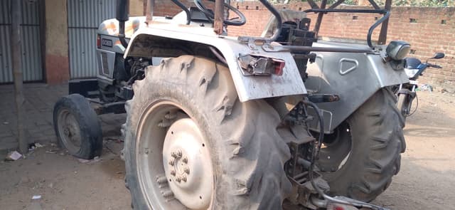 Eicher 380 SUPER DI (3)