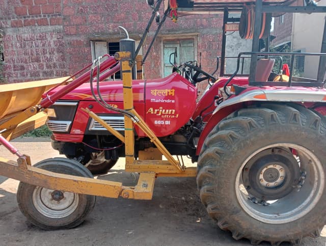 Mahindra Arjun 605 DI ULTRA 1 (4)