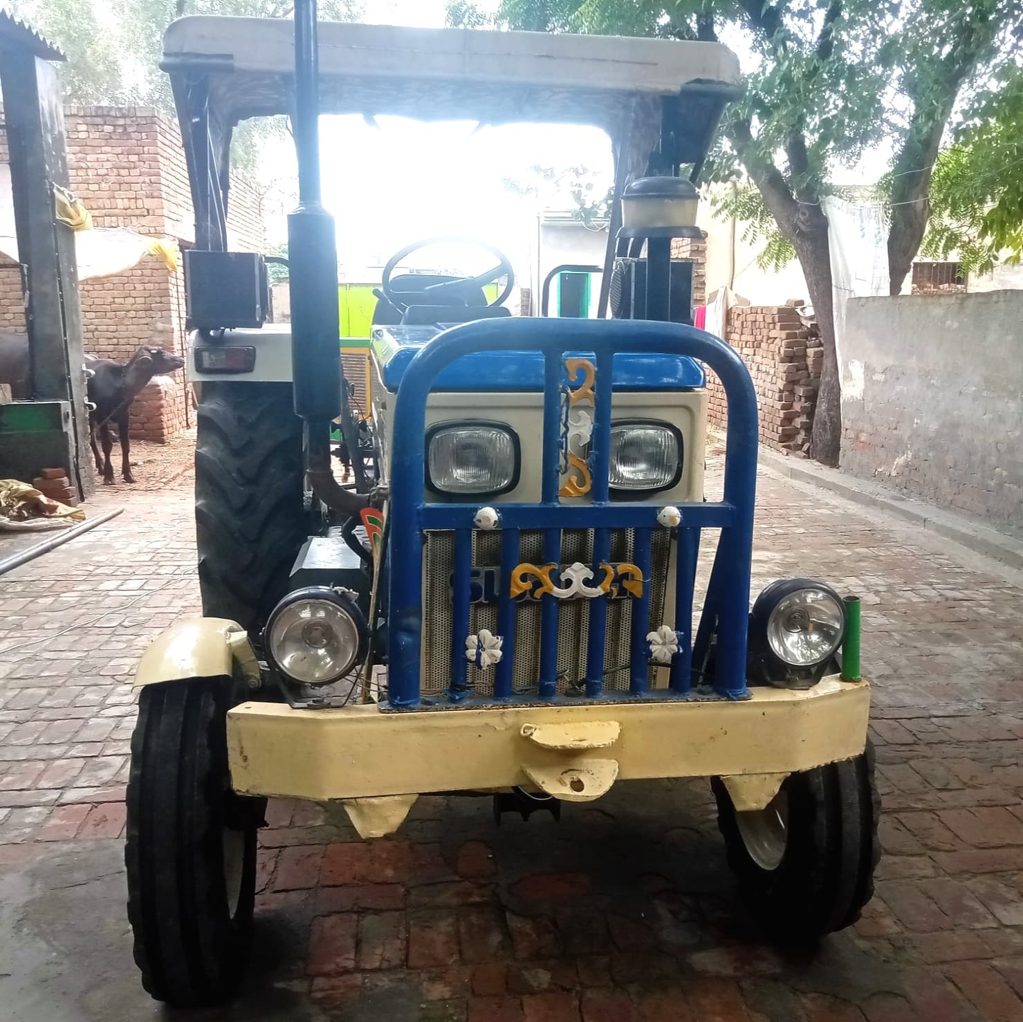 Swaraj 744 FE
