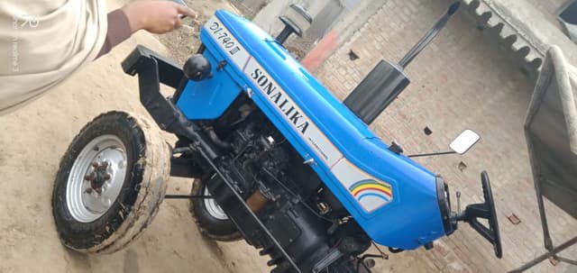 Sonalika DI 740 III S3 (2)