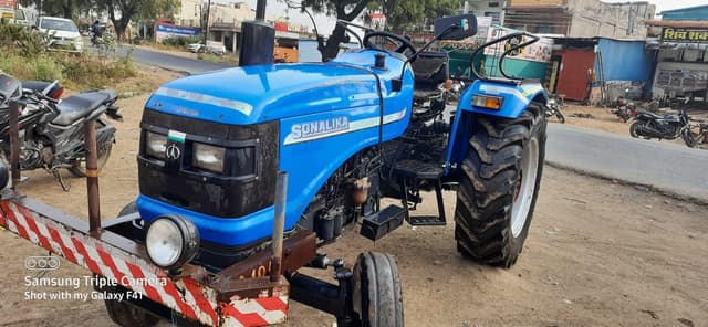 Sonalika DI 42RX (4)