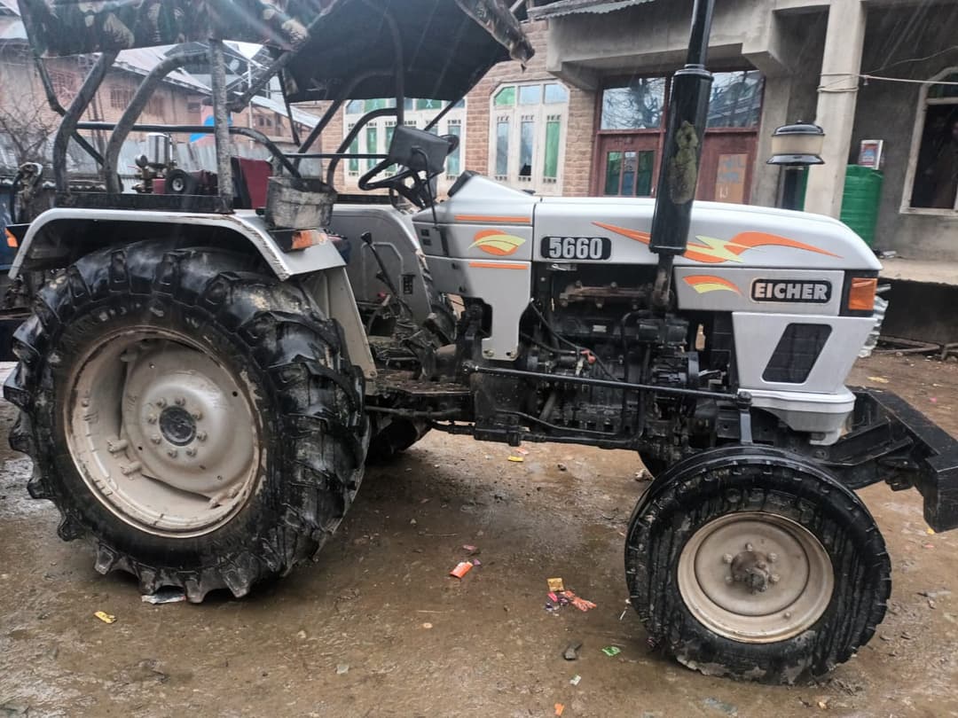 Eicher 5660 SUPER DI (4)