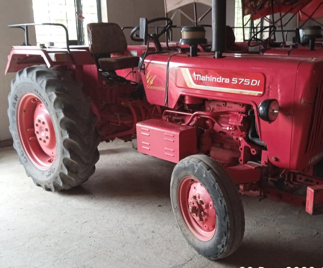Mahindra 575 DI (4)