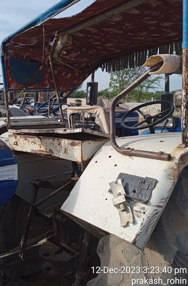 Powertrac 439 DI (2)