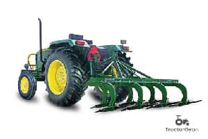 John Deere Chisel Plough image