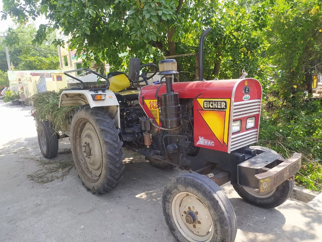 Eicher 241 (4) Eicher 241 (4)