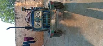 Swaraj 744 FE (1) Swaraj 744 FE (1)