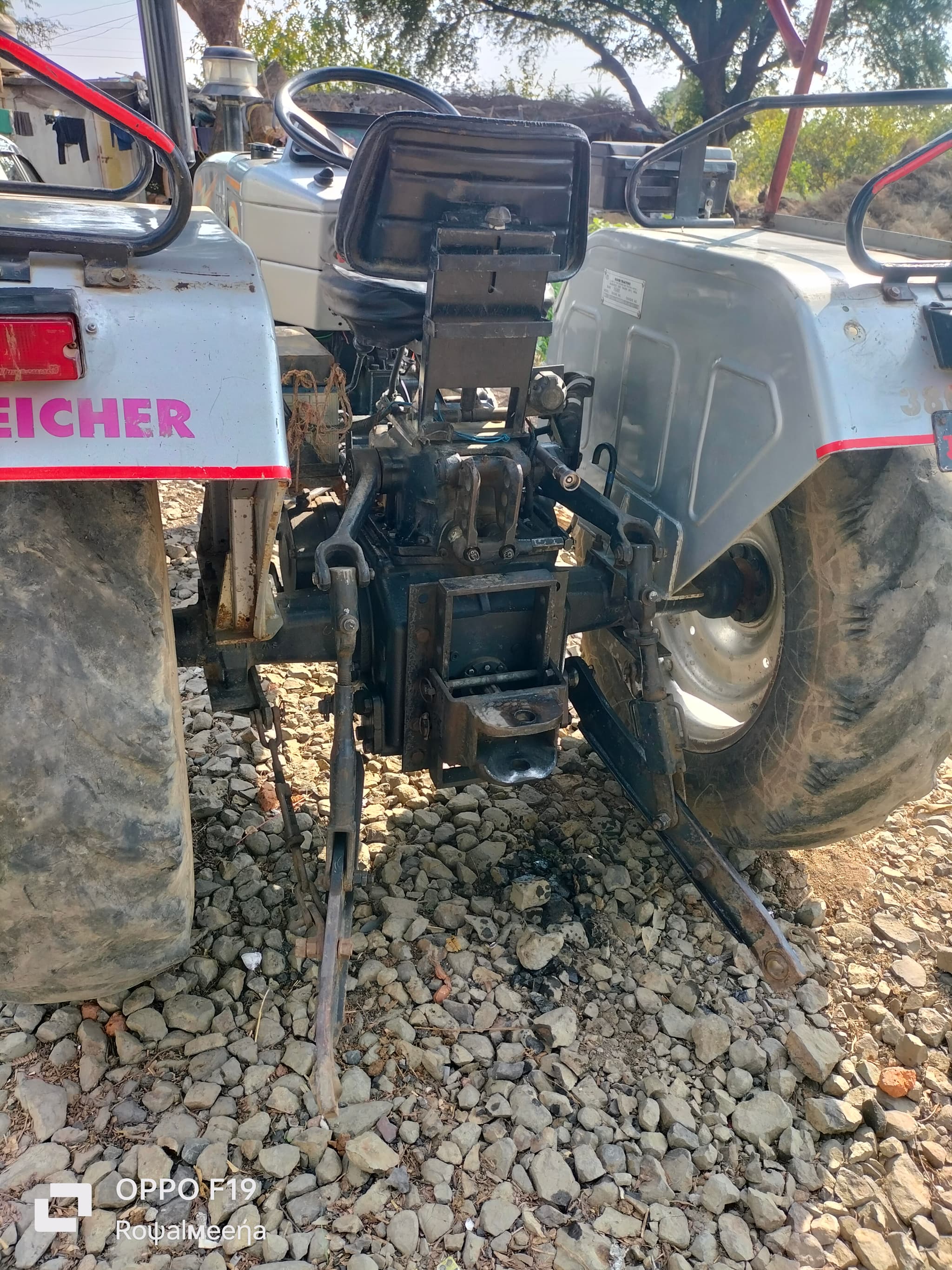 Eicher 380 Super Power (3) Eicher 380 Super Power (3)