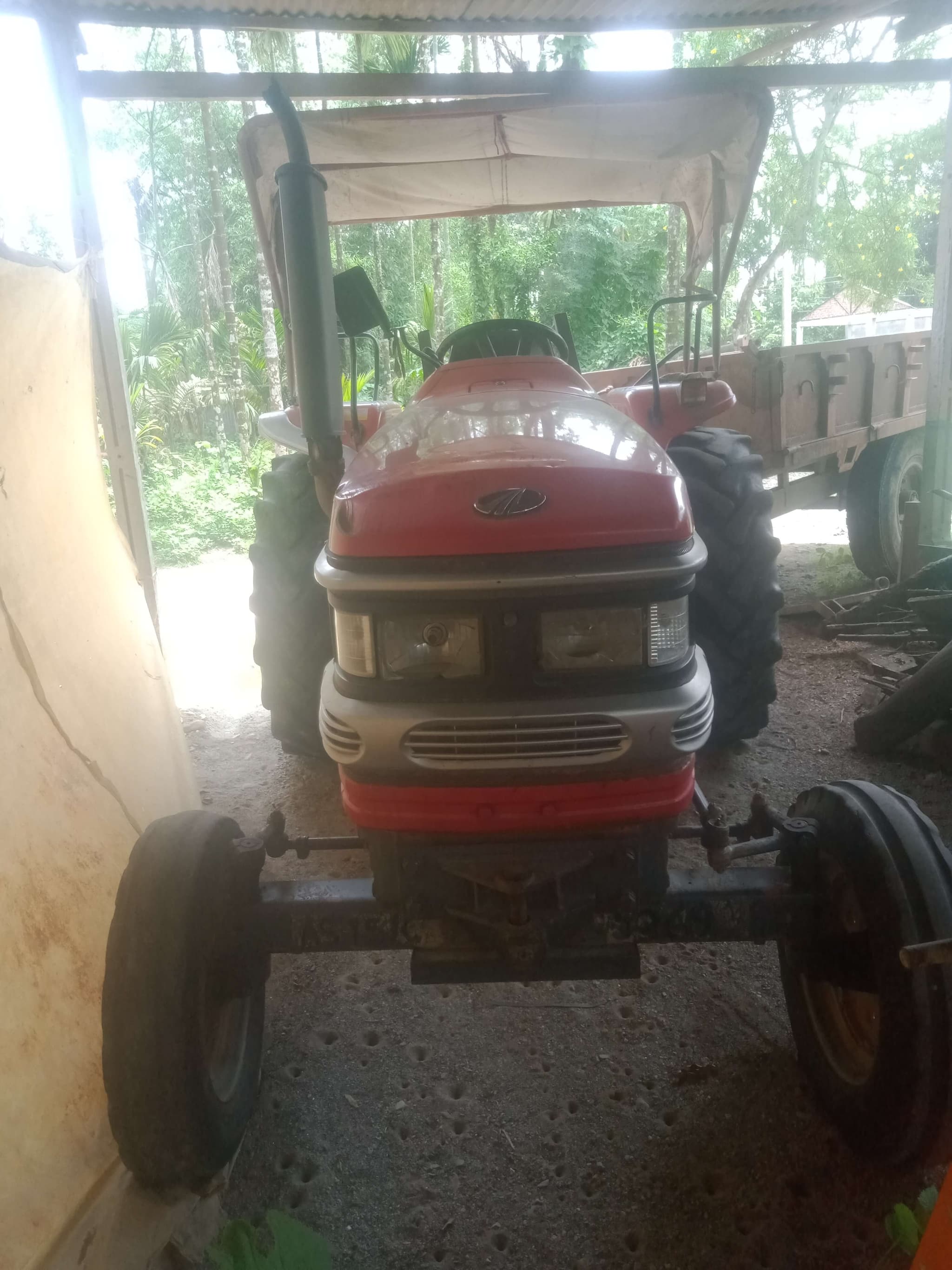 Mahindra Arjun 555 DI (2) Mahindra Arjun 555 DI (2)