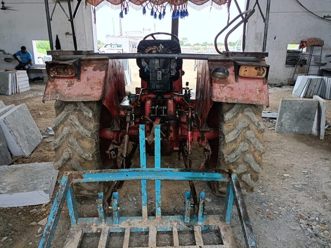 Mahindra 575 DI (2) Mahindra 575 DI (2)