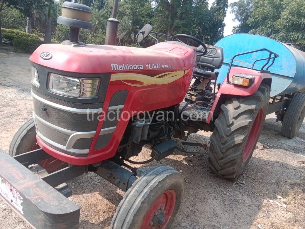 Mahindra YUVO 575 DI (3) Mahindra YUVO 575 DI (3)
