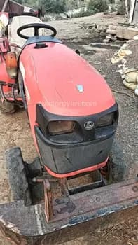 Kubota NeoStar A211N 4WD (1) Kubota NeoStar A211N 4WD (1)