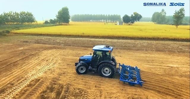 Honoring the Toughest Performers of the World Video | Tractor Gyan