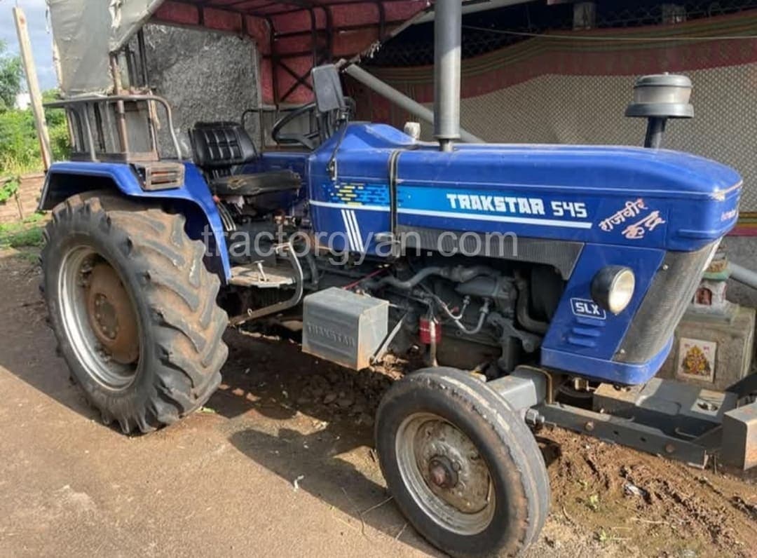 Trakstar 545 (2) Trakstar 545 (2)