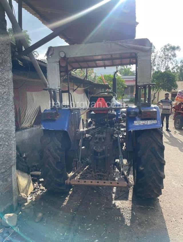 Trakstar 545 (4) Trakstar 545 (4)