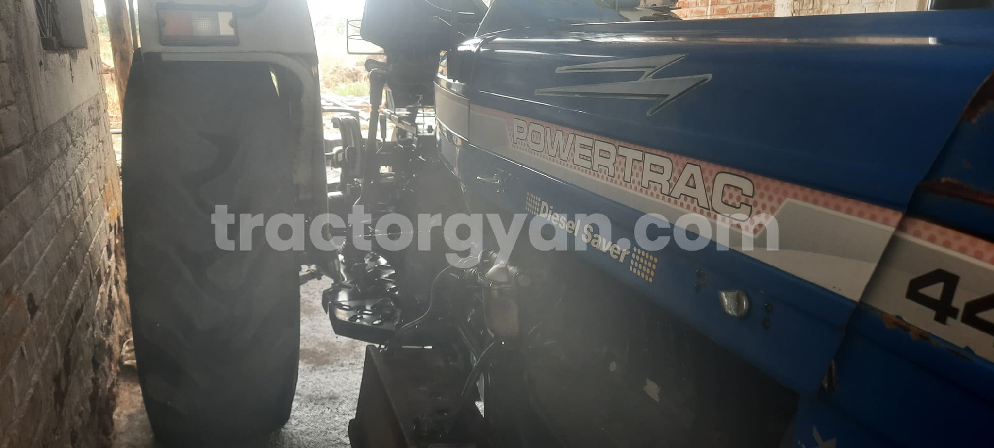 Powertrac 4455 BT (3) Powertrac 4455 BT (3)