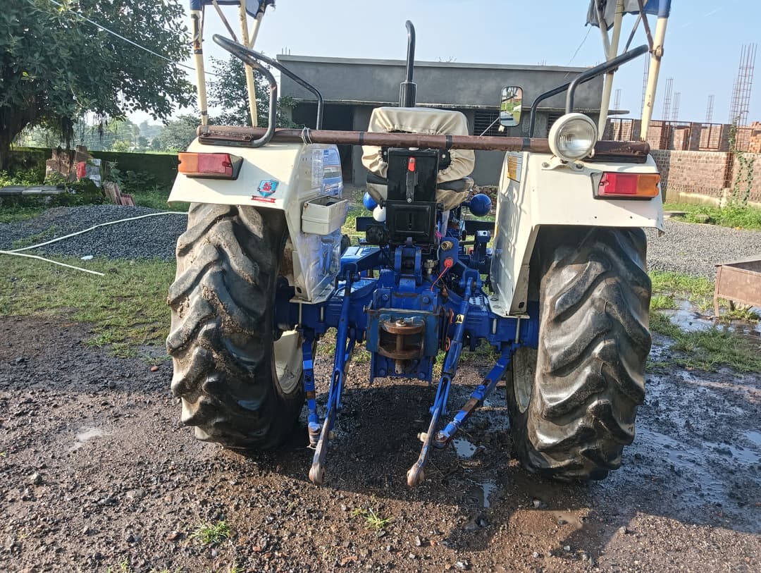 Farmtrac 45 Classic Supermaxx (3) Farmtrac 45 Classic Supermaxx (3)