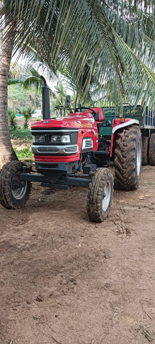 Mahindra Arjun 555 DI (3) Mahindra Arjun 555 DI (3)