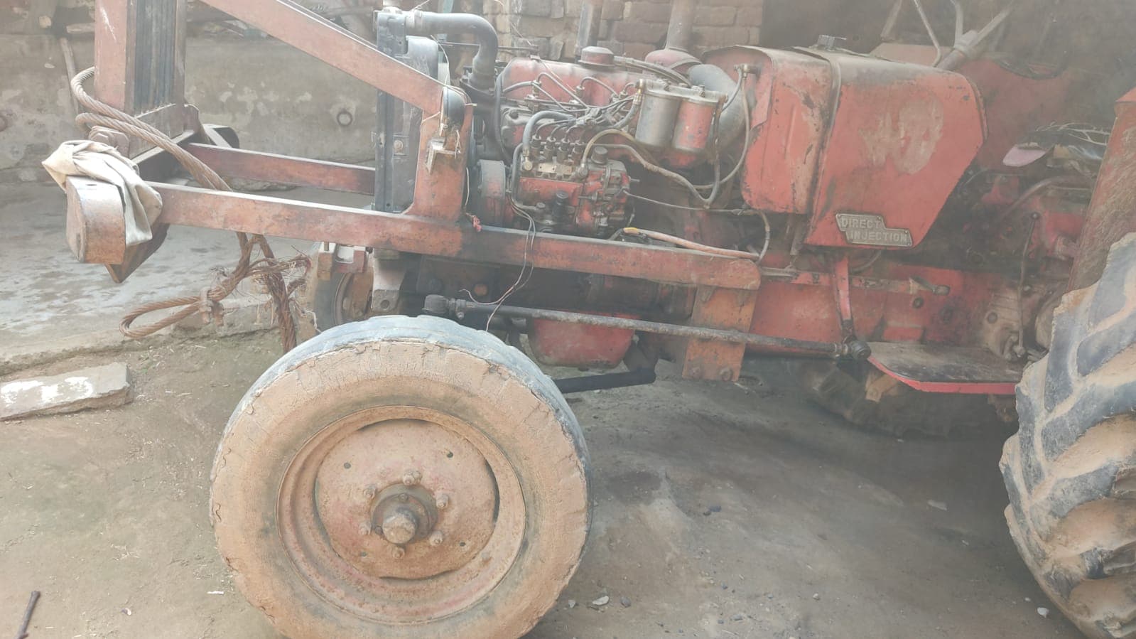 Mahindra 575 DI (45HP) (4) Mahindra 575 DI (45HP) (4)