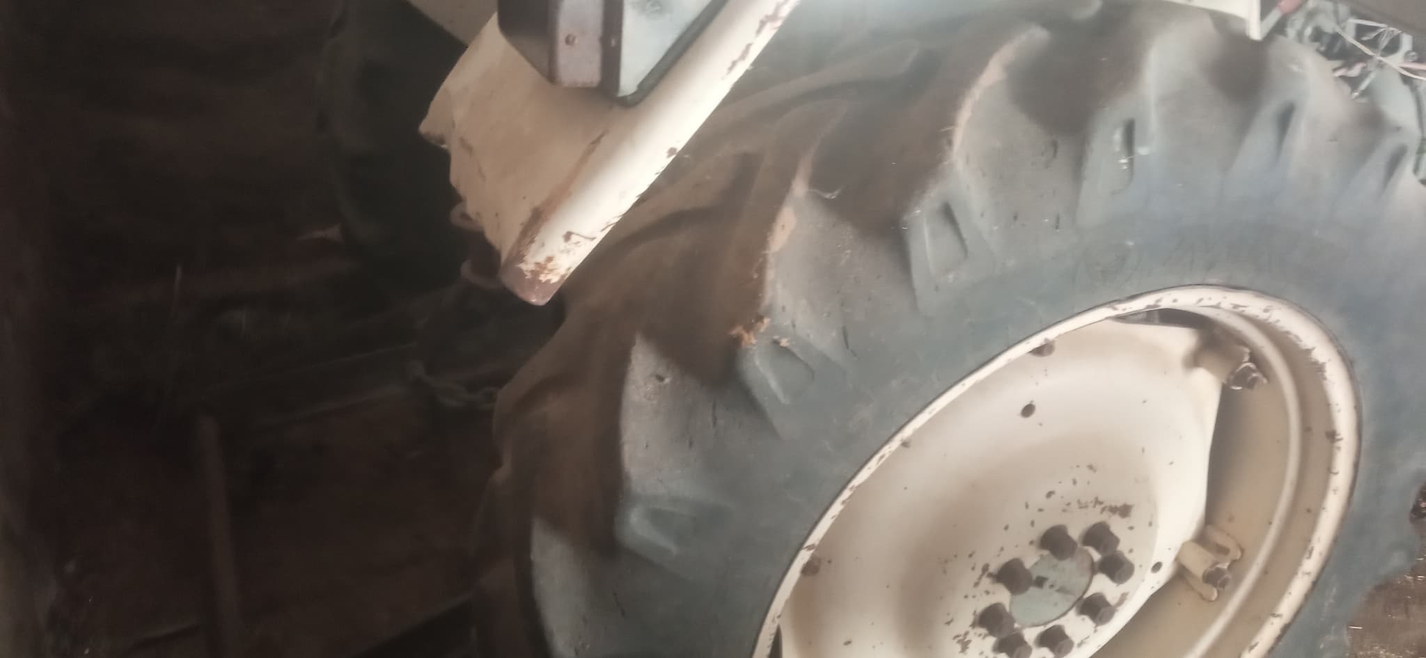 Swaraj 735 FE (HP) (2) Swaraj 735 FE (HP) (2)