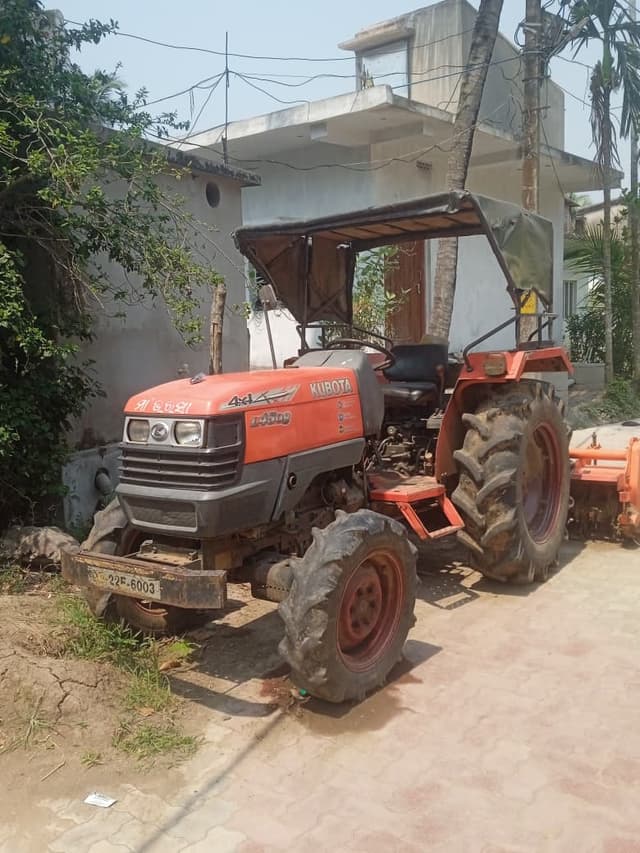 Kubota L4508 4x4 (45HP) (1) Kubota L4508 4x4 (45HP) (1)
