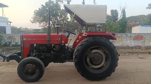 Massey ferguson 241 DI (42HP) (3) Massey ferguson 241 DI (42HP) (3)