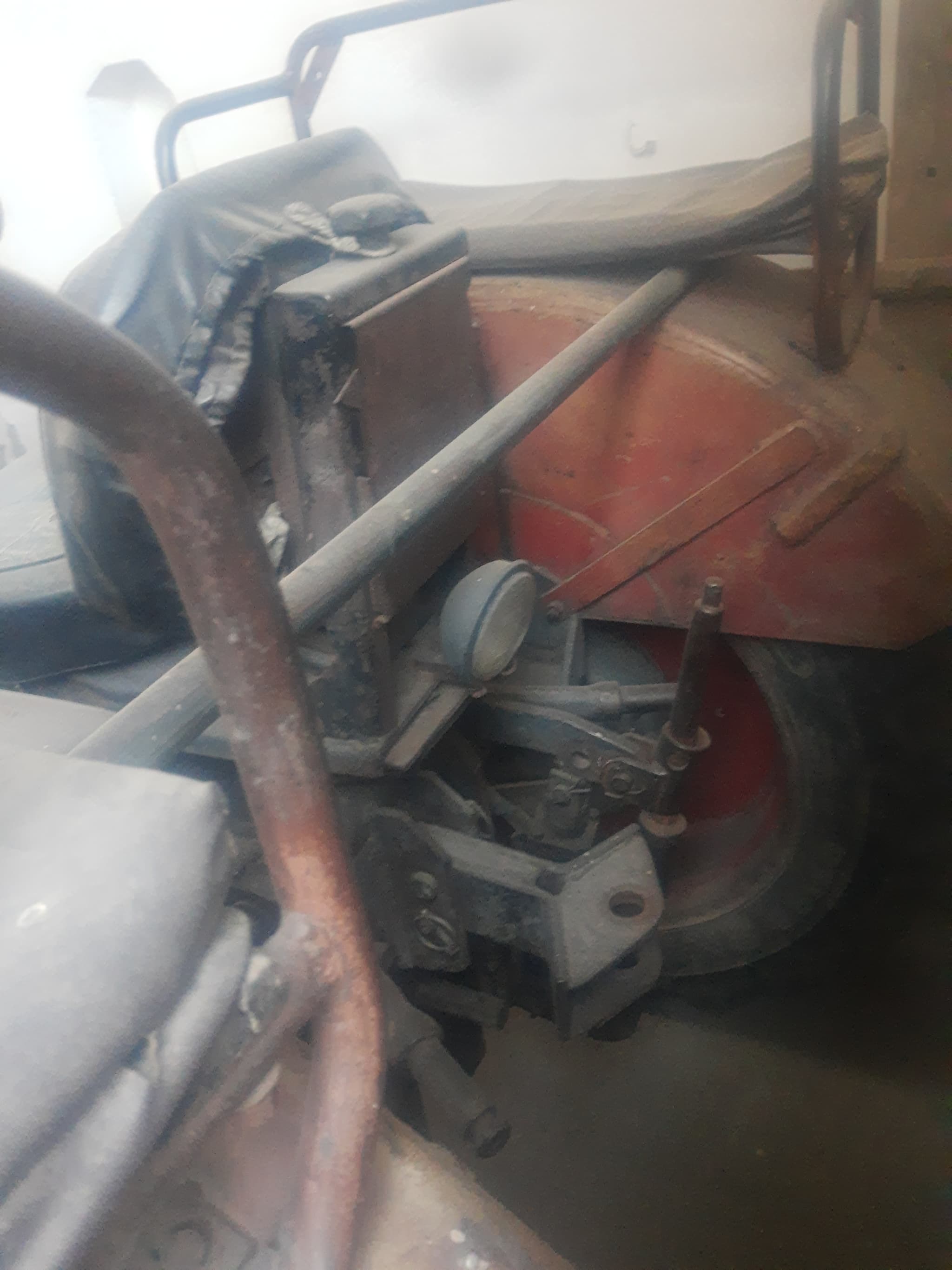 Eicher 188 4WD (18HP) (2) Eicher 188 4WD (18HP) (2)
