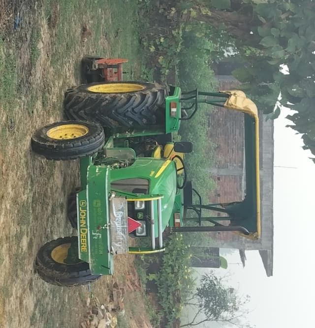 John deere 5050 D GearPro 2WD (50HP) (2) John deere 5050 D GearPro 2WD (50HP) (2)