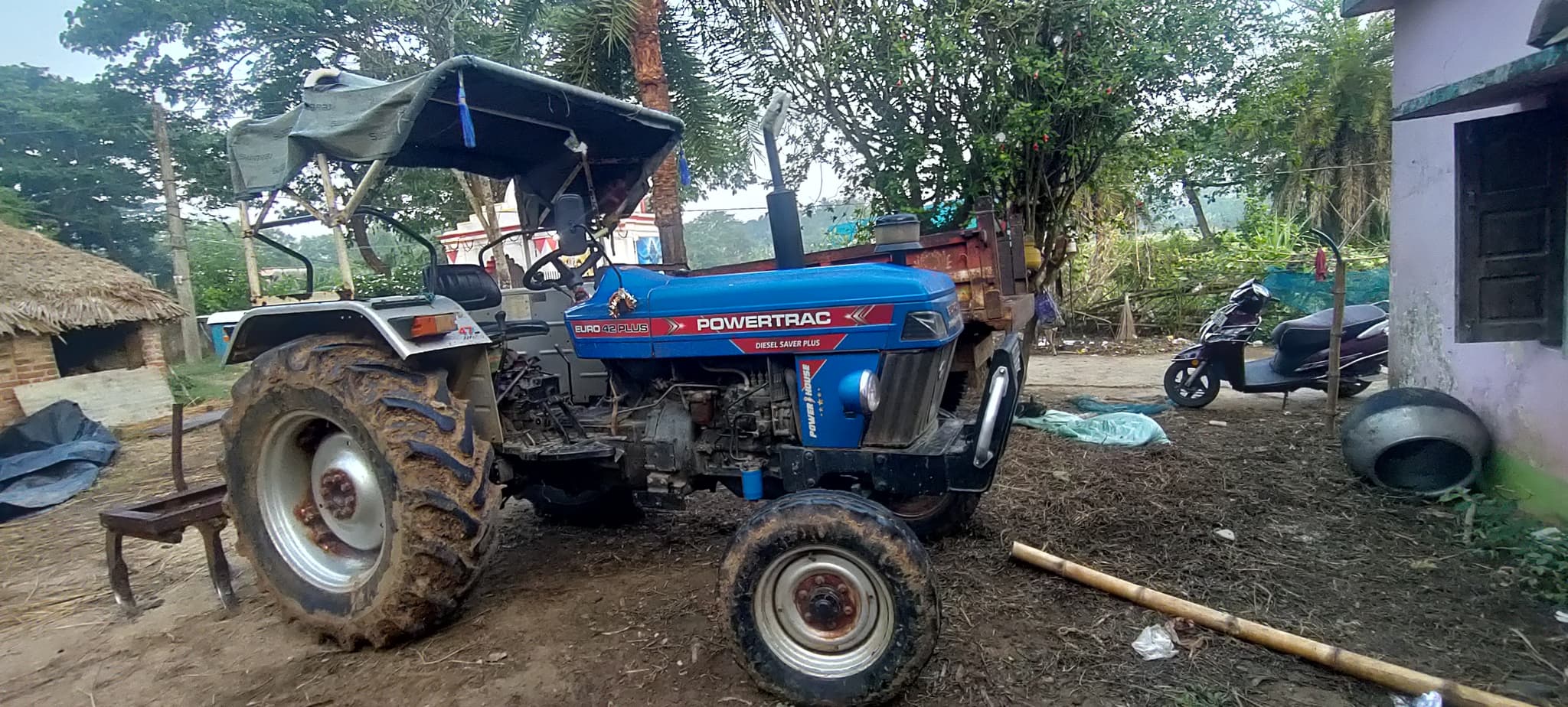 Powertrac Euro 42 Plus Power house (47HP) (4) Powertrac Euro 42 Plus Power house (47HP) (4)