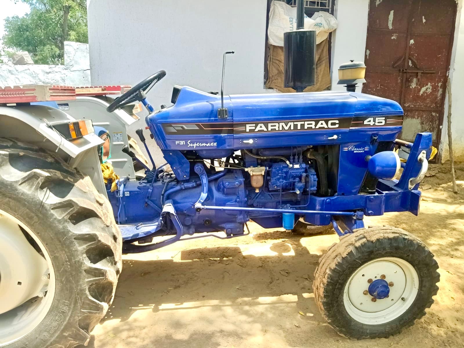 Farmtrac 45 smart Supermaxx (47HP)
