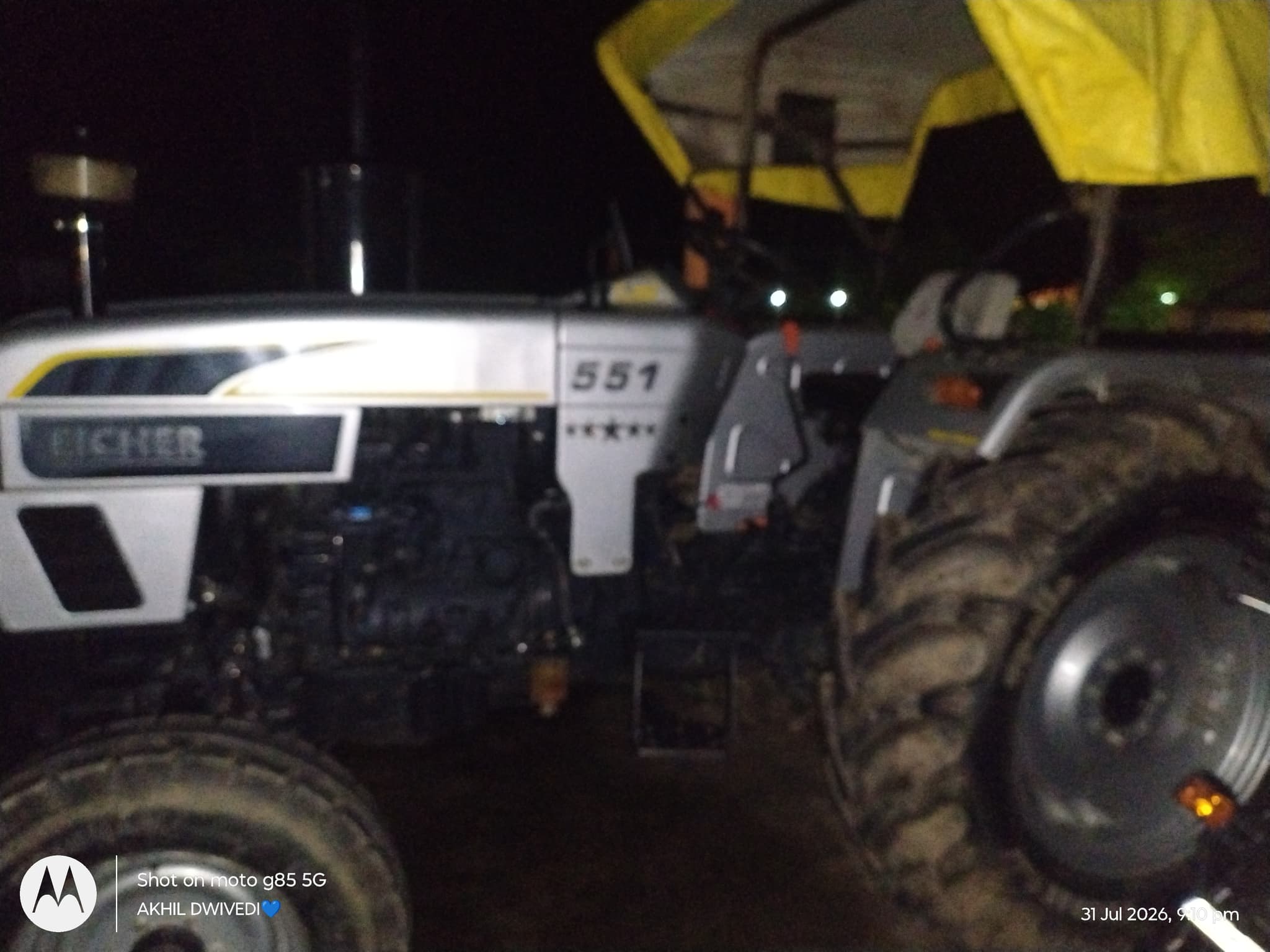 Eicher 551 Hydromatic (49 HP) (3) Eicher 551 Hydromatic (49 HP) (3)