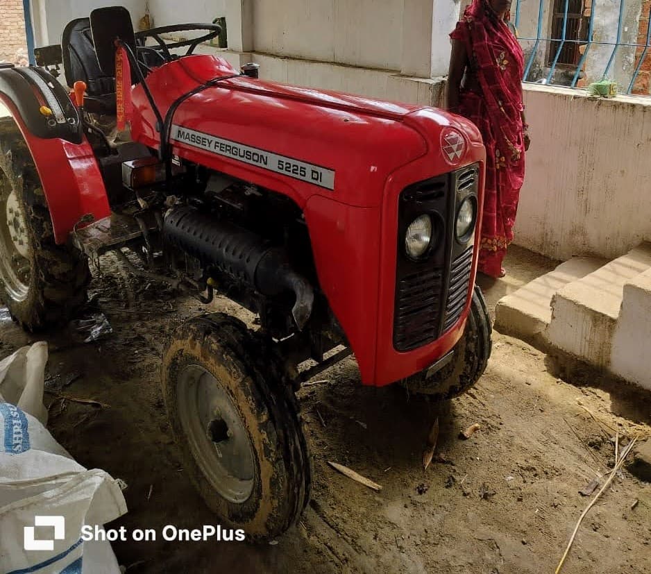 Massey ferguson 5225 2WD (24 HP)