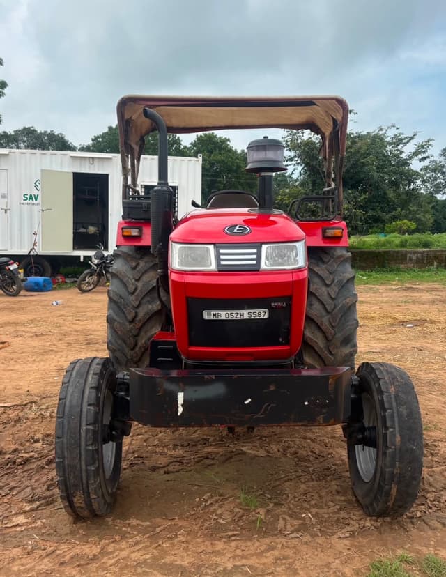 Eicher 557 2WD Prima G3 (50 HP) (1) Eicher 557 2WD Prima G3 (50 HP) (1)