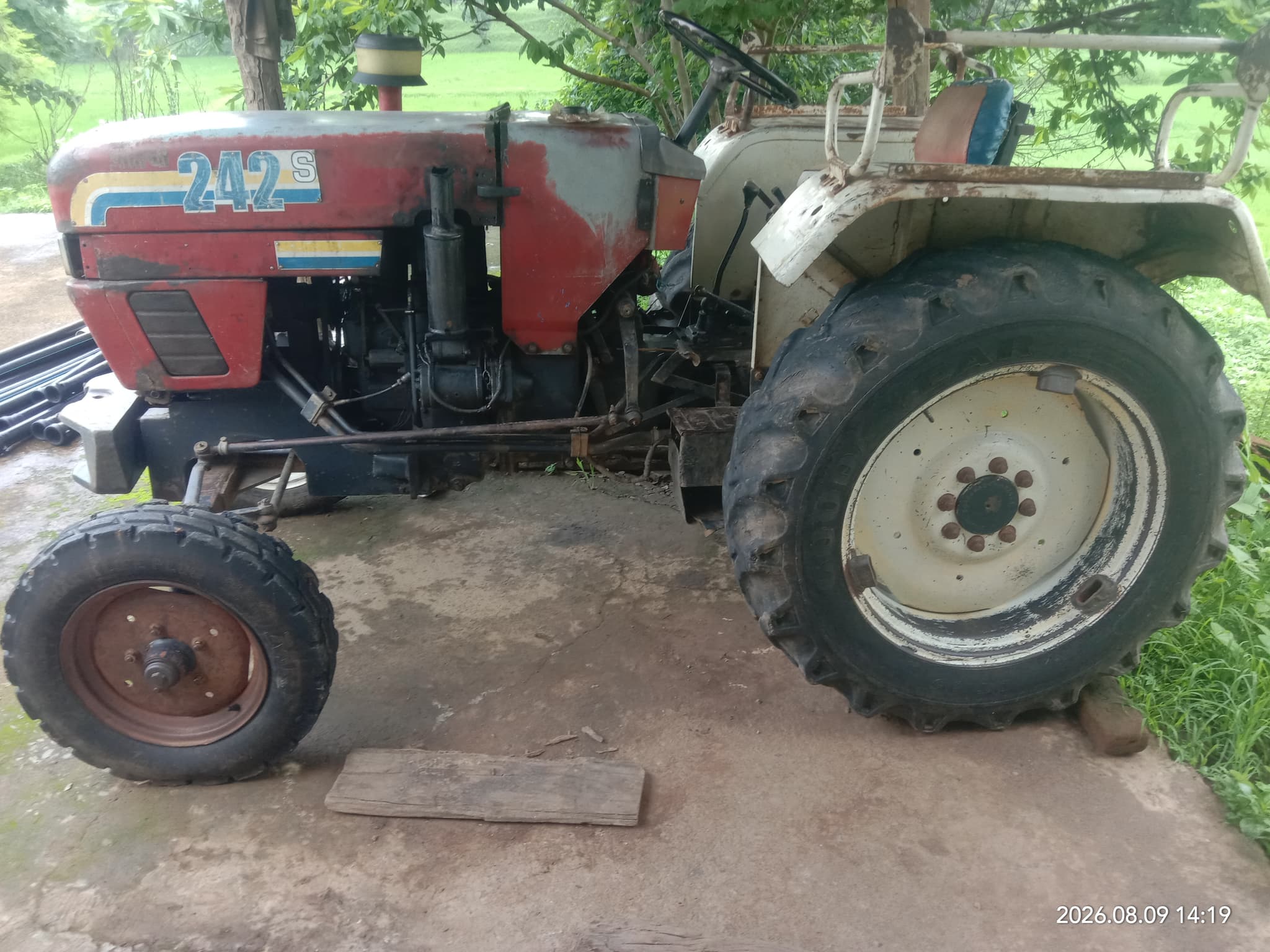 Eicher 242 (25 HP) (3) Eicher 242 (25 HP) (3)