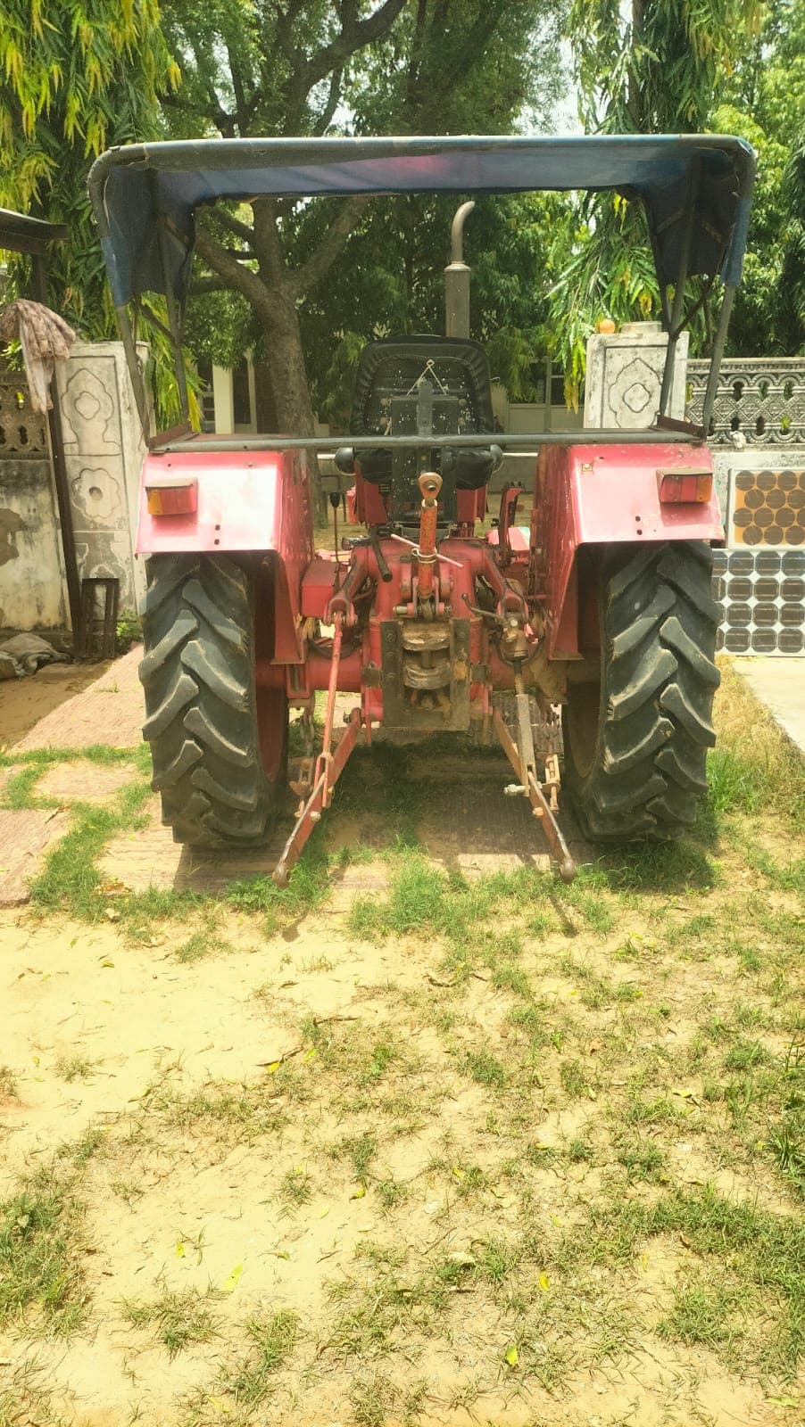 Mahindra 275 DI ECO (35 HP) (2) Mahindra 275 DI ECO (35 HP) (2)