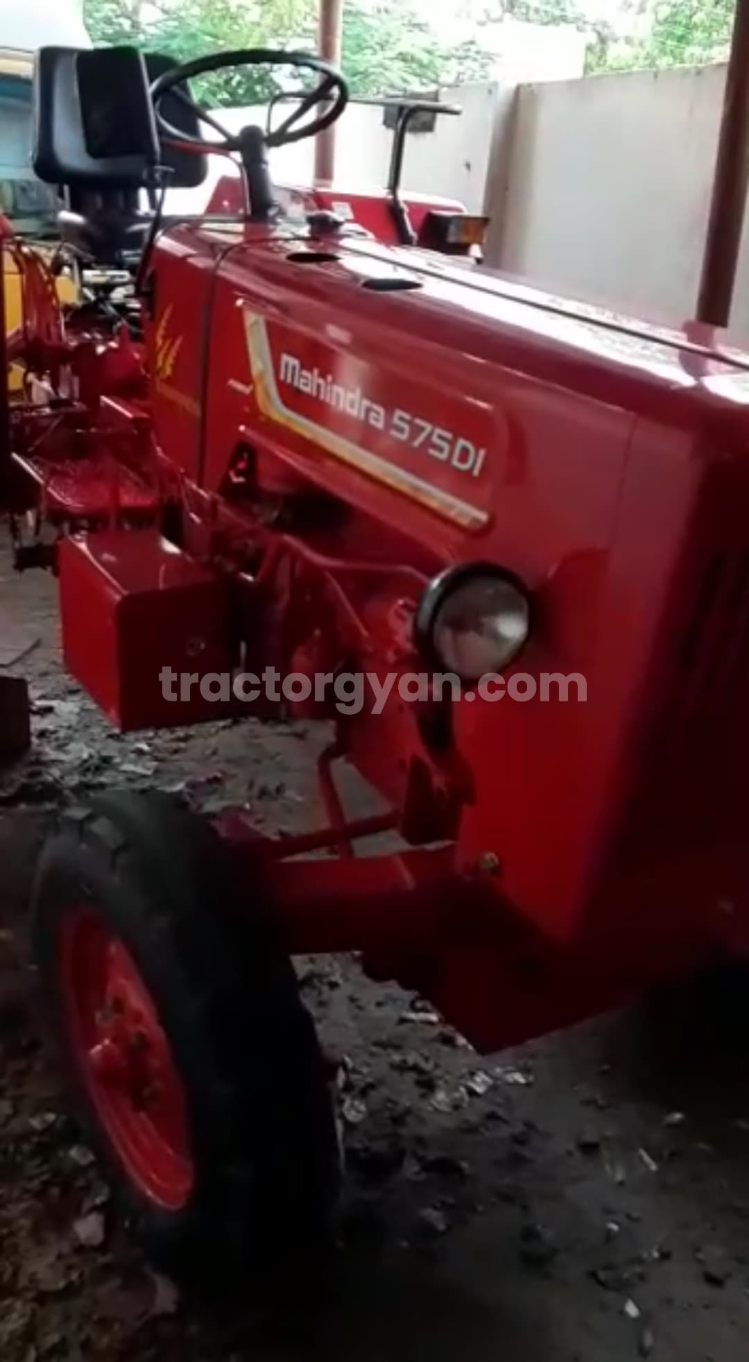 Mahindra 575 DI (3) Mahindra 575 DI (3)